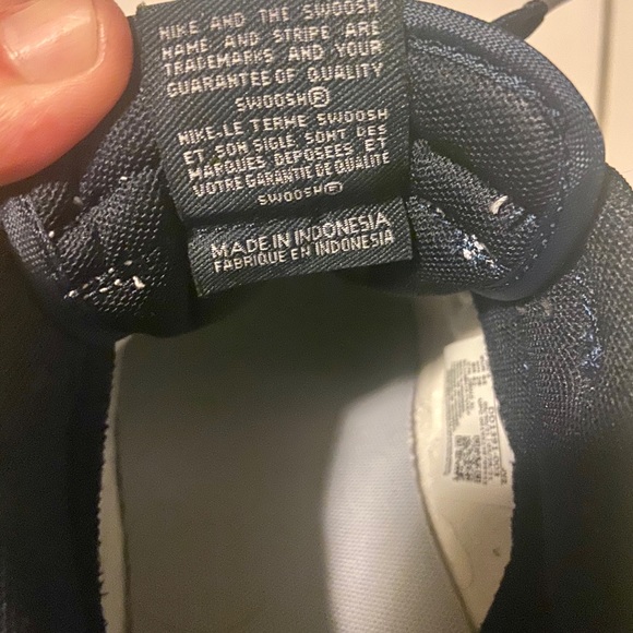 Nike Dunk low- Midnight Navy/ Gray (Georgetown) - Picture 7 of 16